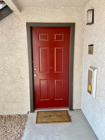 Primary Photo - 950 Seven Hills Dr