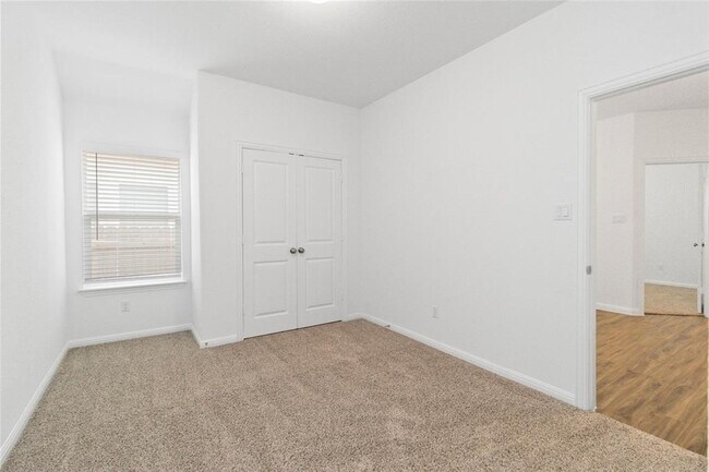 Building Photo - 158 Coronella Dr