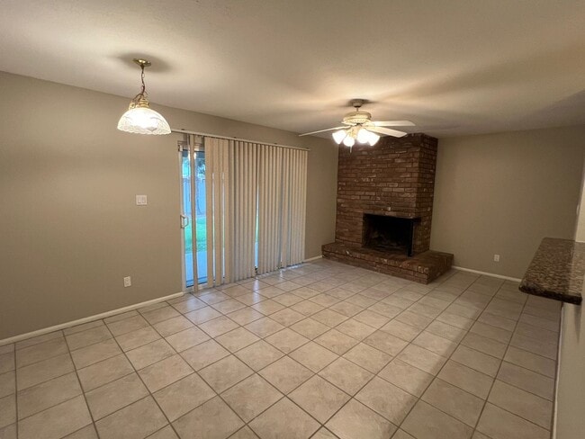 Building Photo - 3 bedroom home in Tempe