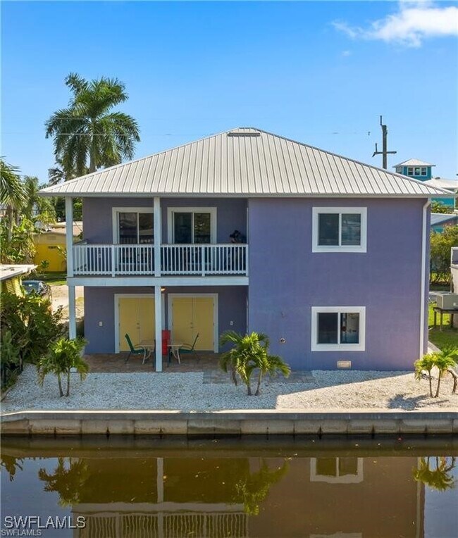 Building Photo - 11467 Island Ave