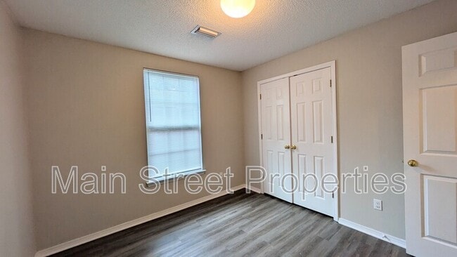 Building Photo - 8660 Figland Ave