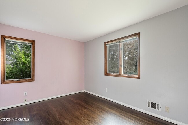 Building Photo - 1133 Marlane Rd