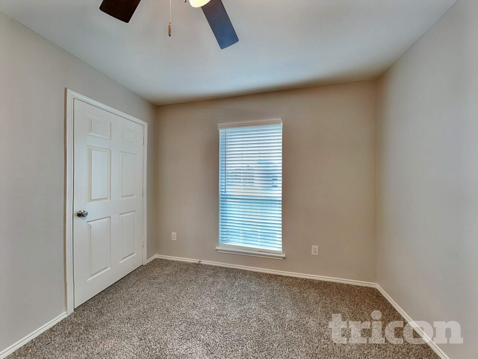 Building Photo - 919 Bermuda St