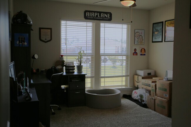 Building Photo - 6342 Red Pepper Dr