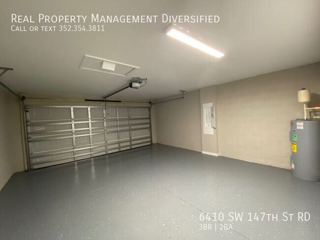 Building Photo - 6410 SW 147th St Rd