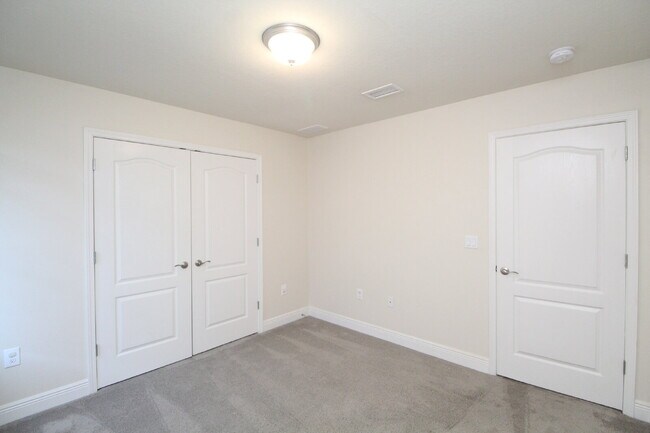 Building Photo - Spacious Cottage-Style Home Near UWF, Navy Federal & West Florida Hospital with Private HUGE Upst...