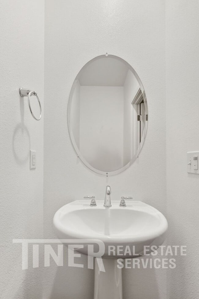 Building Photo - 3011 Mesmerizing Walk