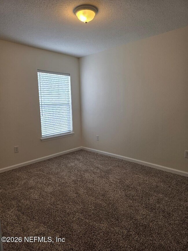 Building Photo - 1500 Calming Water Dr