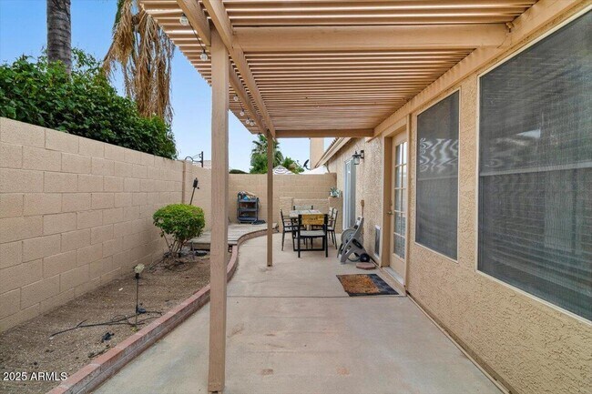 Building Photo - 9295 E Camino Del Santo