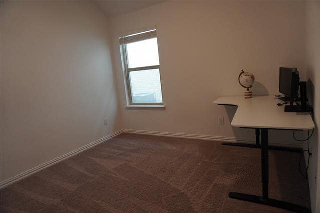 Building Photo - 2046 Hollow Creek Trail