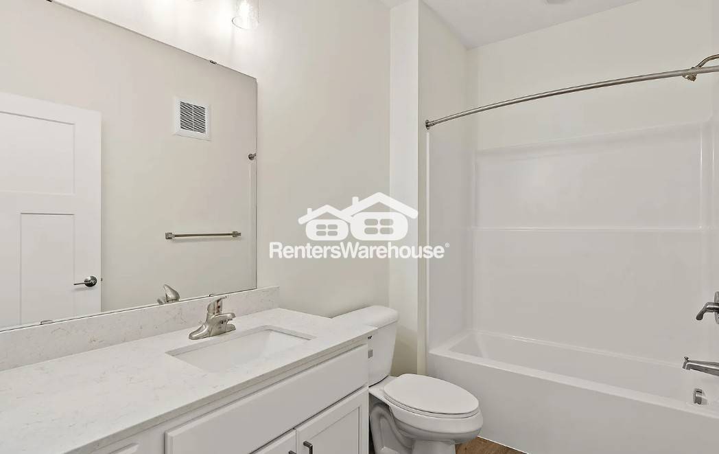 Building Photo - 3680 9th St NW
