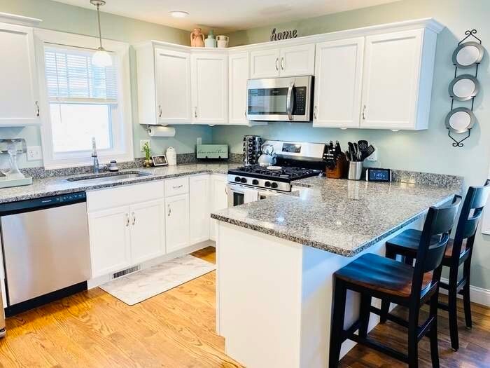 Building Photo - 32 John St