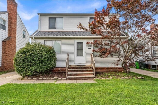 Primary Photo - 10725 Vernon Ave