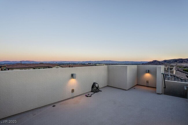 Building Photo - 367 Pollino Peaks St