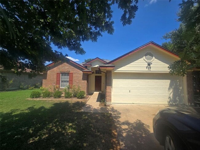 Primary Photo - 506 Clearcreek Dr