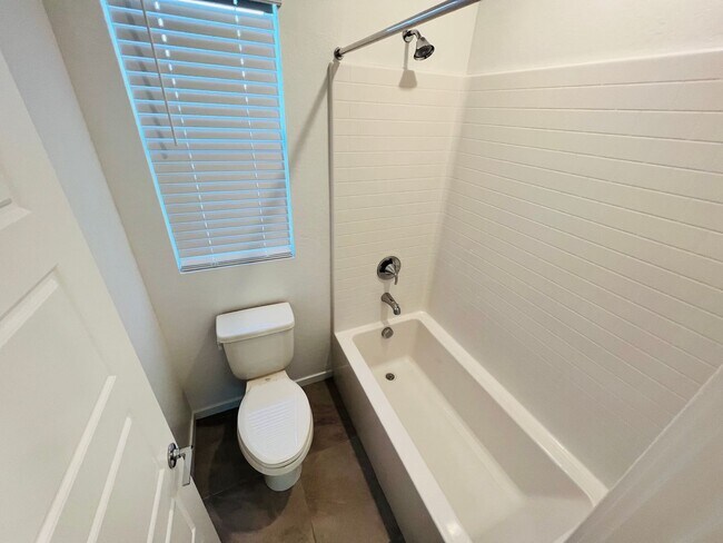 Building Photo - New Summerlin View