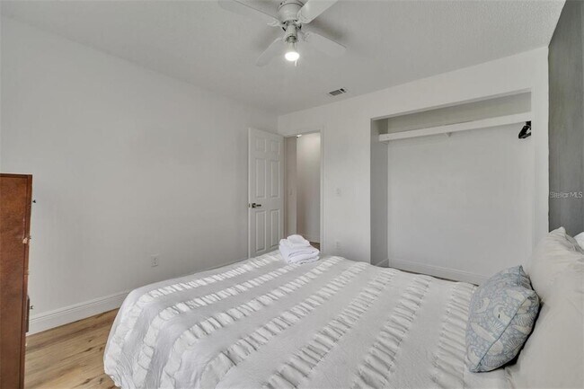 Building Photo - 153 Sandalwood Dr