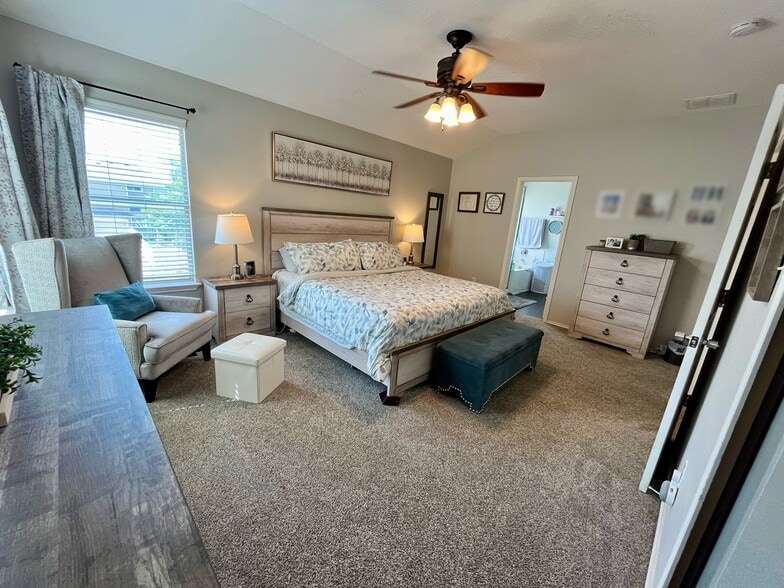 Building Photo - 313 Lava Bed Dr