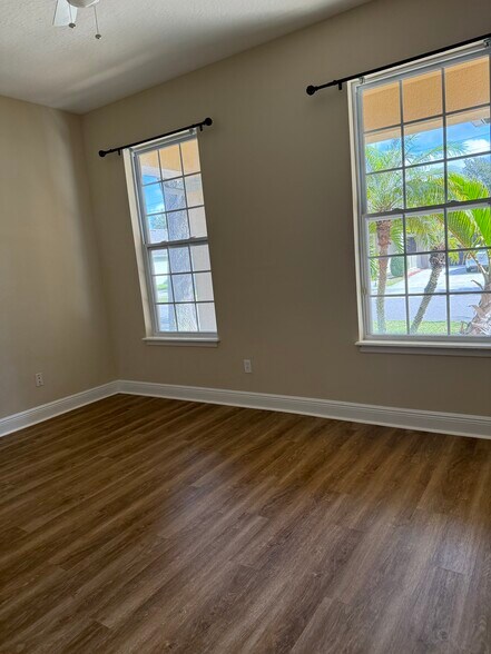 Building Photo - 7530 Colbury Ave