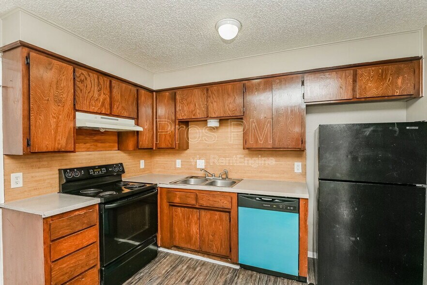 Building Photo - 3807 Coates Cir