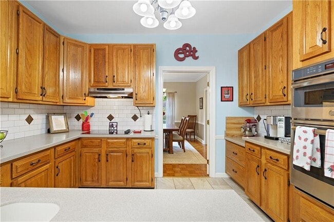 Building Photo - 3294 Brackenridge Trail NW