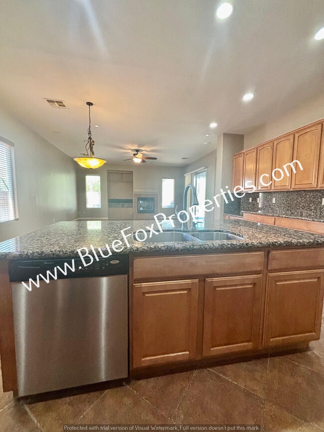 Building Photo - 8647 N Ironwood Reserve Way