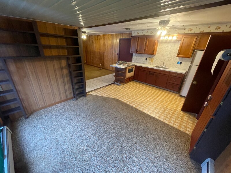 Building Photo - 17 Cherry St