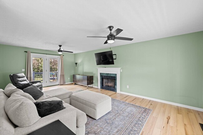 Building Photo - 48 Boyington Blvd