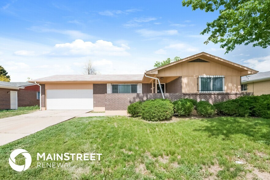 Primary Photo - 12233 E 53rd Ave
