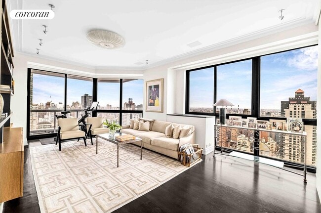 Building Photo - 200 E 61st St