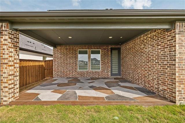 Building Photo - 1921 Bristol St