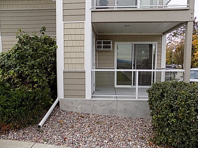 Primary Photo - Best Baypointe Condo - ONLY Sept 8th - May...