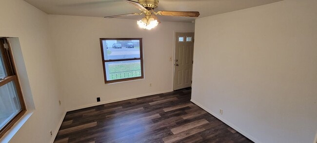Building Photo - 1 Bed 1 Bath Single Family Home in Wausau