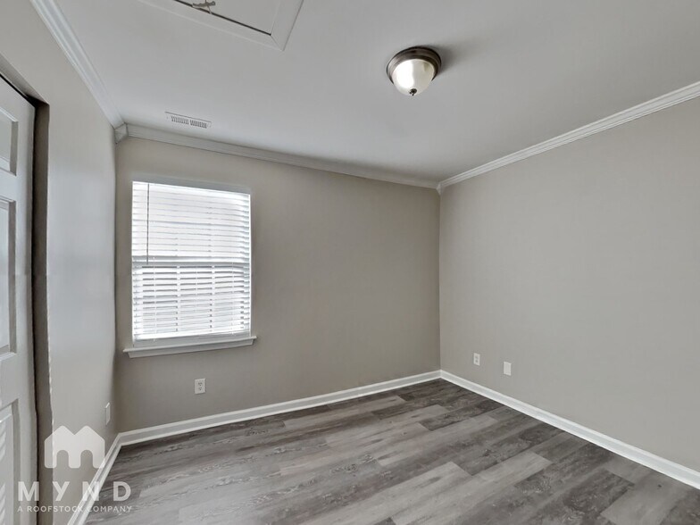 Building Photo - 1506 Cairo Way