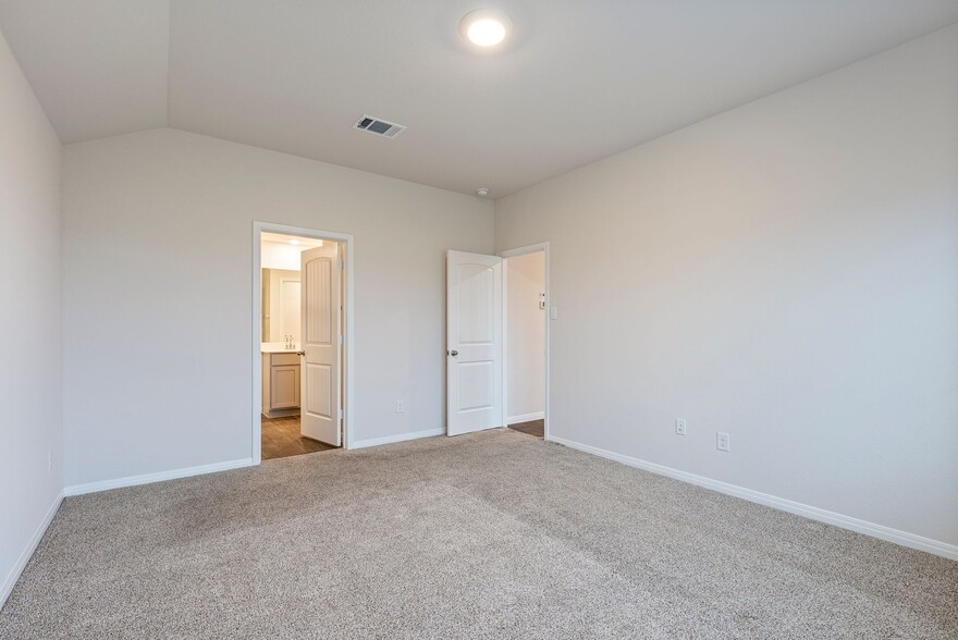 Building Photo - 176 Texas Palmetto Cir