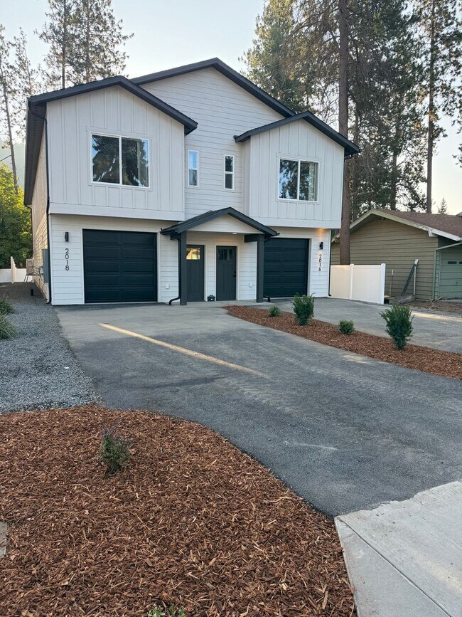 Building Photo - Ask About Our Winter Special!