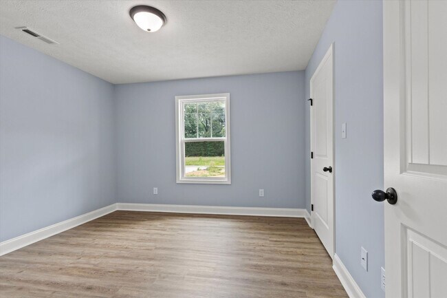 Building Photo - FIRST MONTH RENT FREE! BRAND NEW CONSTRUCT...