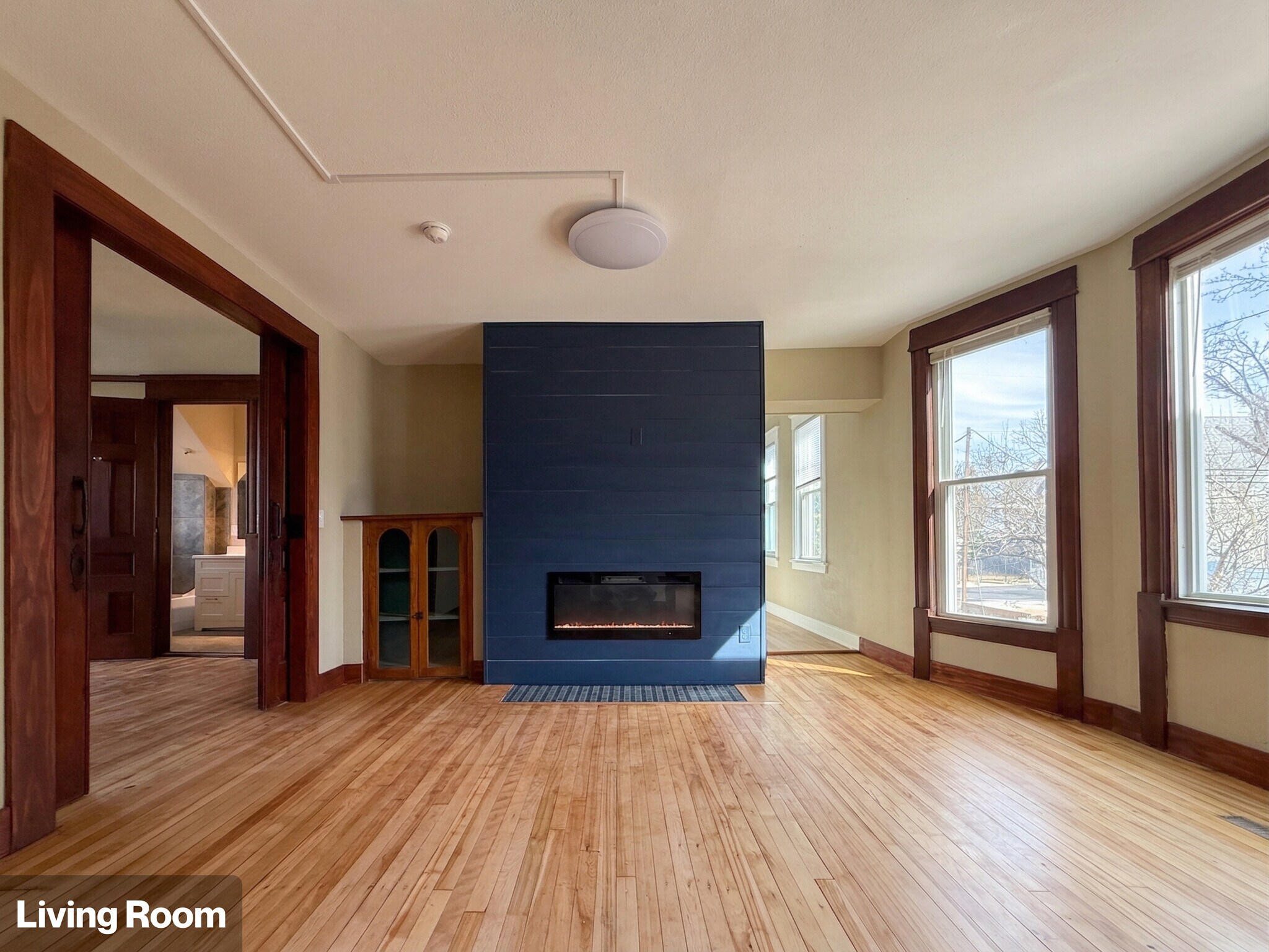 Living Room - 2613 Bryant Ave S