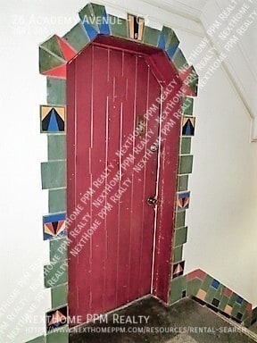 Building Photo - 26 Academy Ave