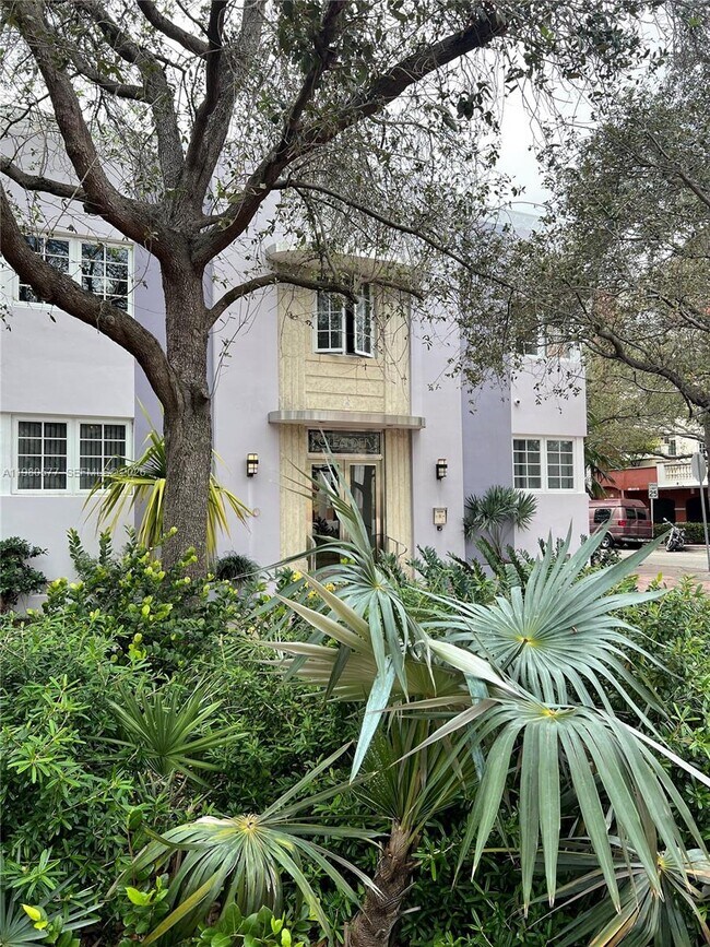 Building Photo - 260 Euclid Ave