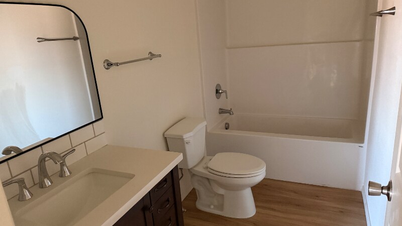 Building Photo - 1323 S Monroe St