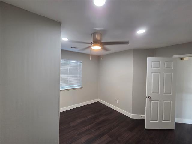 Building Photo - 917 Grasswood Dr