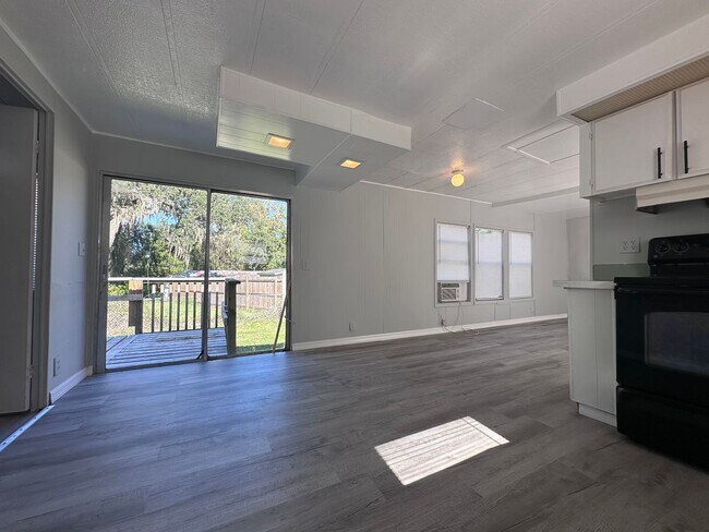 Building Photo - **RENT TO OWN** 2 bed / 2 bath - Mobile Ho...