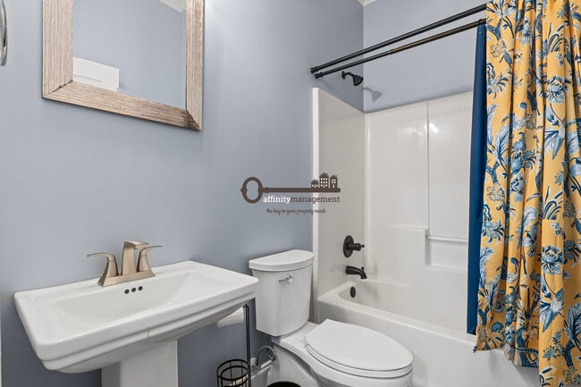Building Photo - 362 Bowhunter Dr