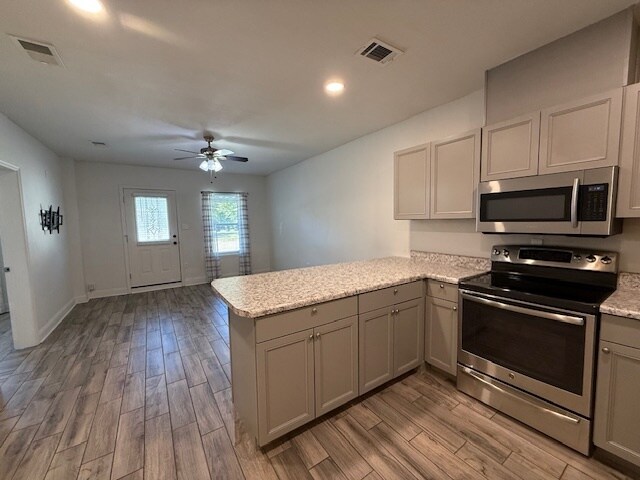 Building Photo - 318 S K St