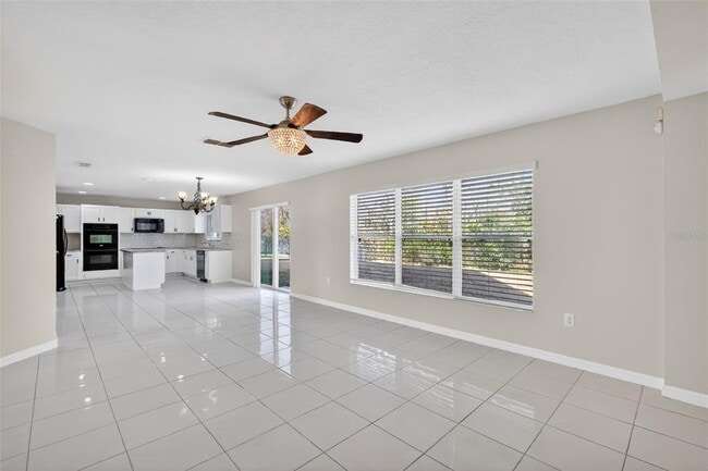 Building Photo - 413 Country Cottage Ln