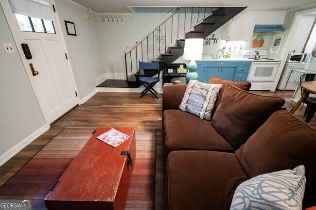 Building Photo - 290.5 Milledge Cir