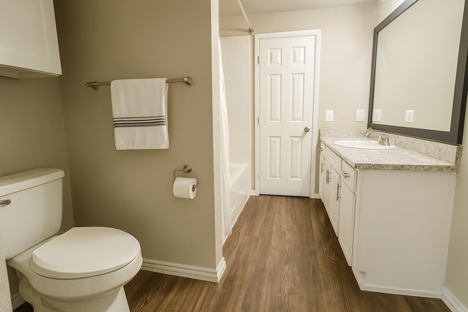 Building Photo - 6225 Saratoga Blvd