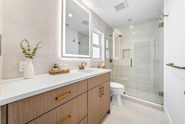 Building Photo - 2721 Neaton Ct