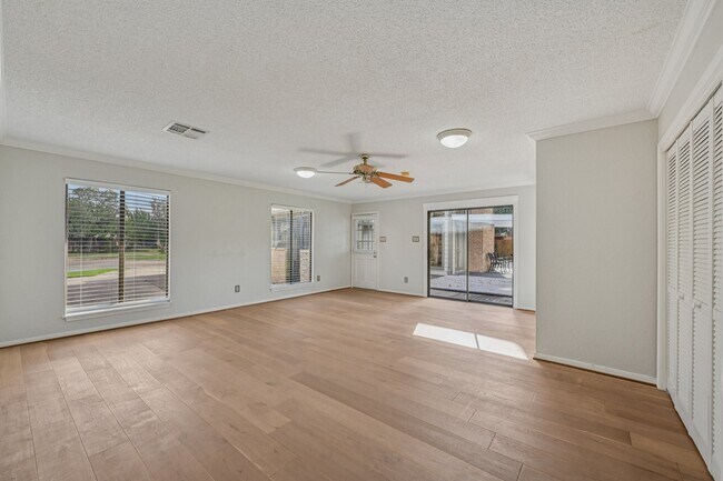 Building Photo - 1706 Cedar Creek Ct